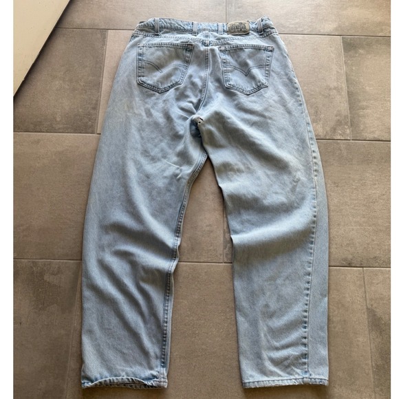 Vintage Levis SilverTab Loose Fit Jeans Light Wash 36x32 Made in USA 1995 Baggy - Picture 3 of 11